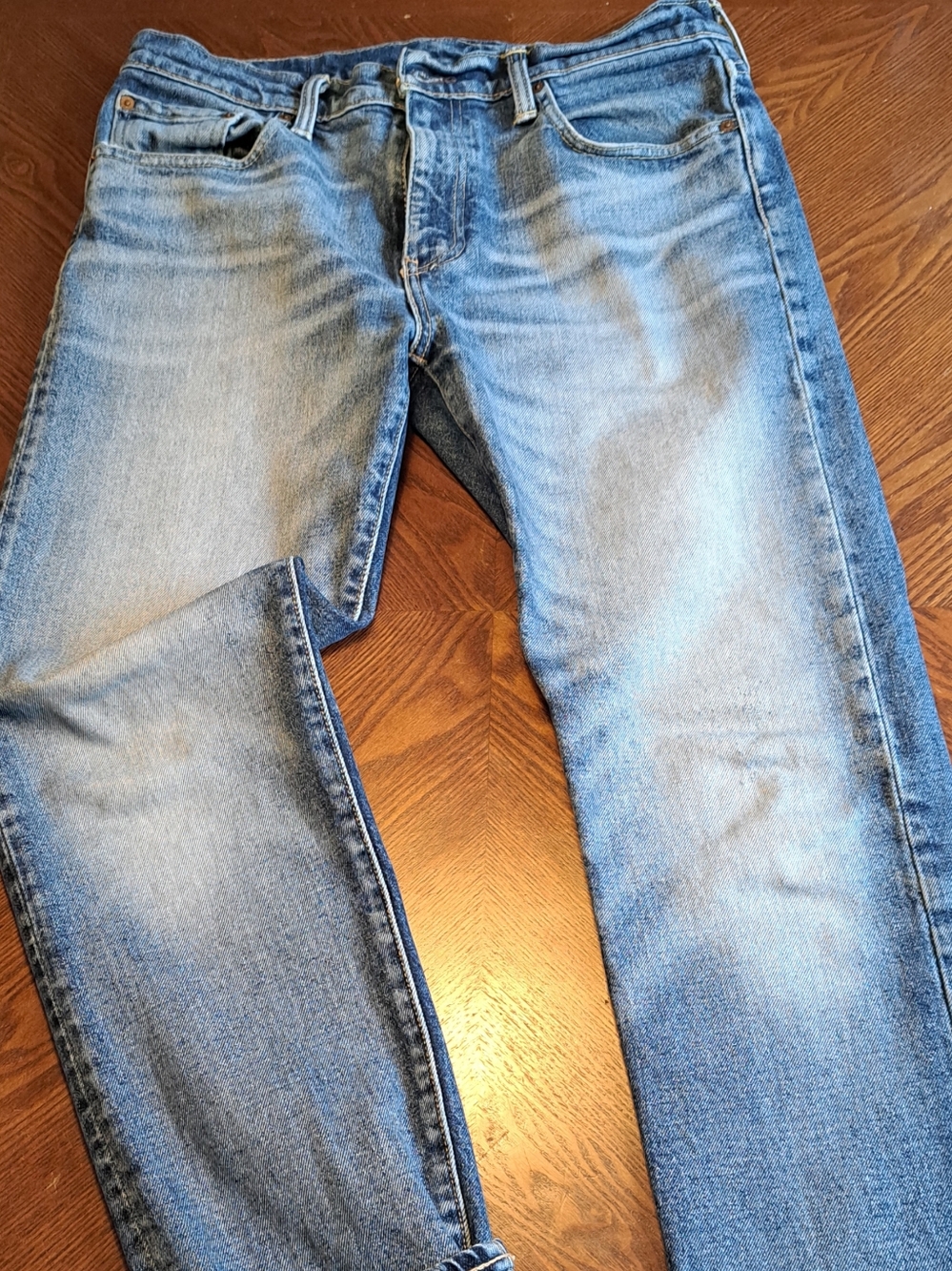 Levi's Men's Light Blue Slim Straight Jeans